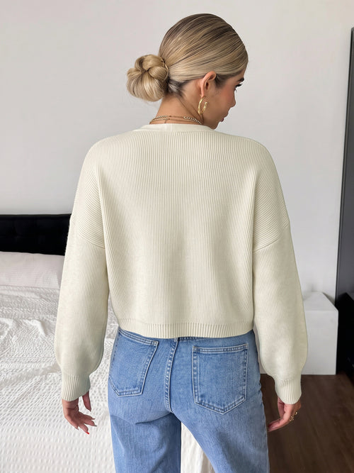 Gilet Court Femme Beige en Maille | Détails Floraux – Zelcara